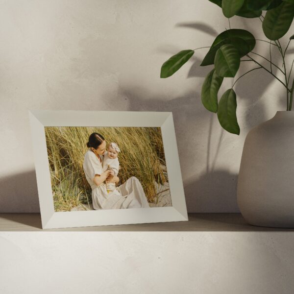 Carver Stone Collection by Aura 10.1" Digital Picture Frame with Wi-Fi