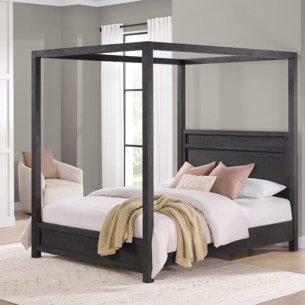Bellevue Canopy Bed